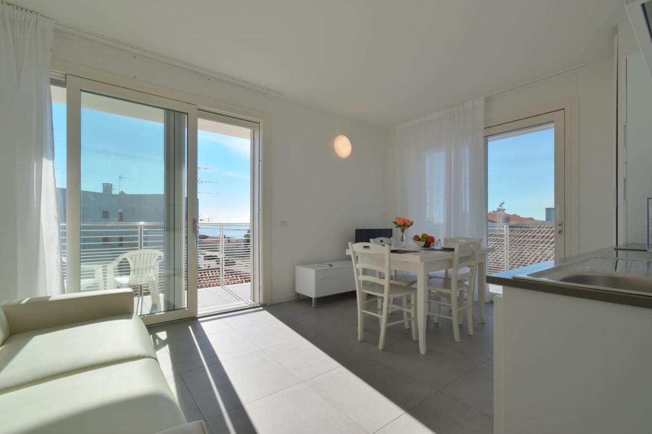 Residence Al Molo - Agenzia Cocal Каорле Экстерьер фото
