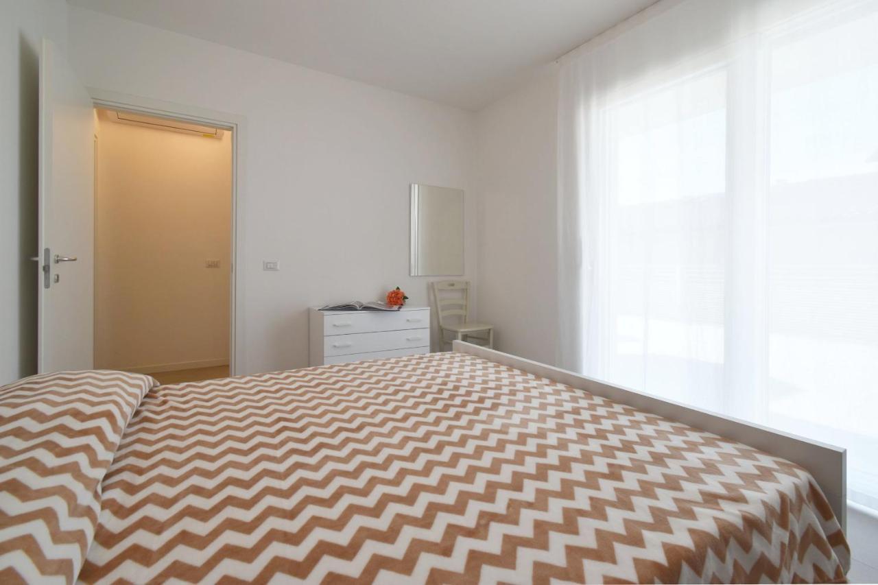 Residence Al Molo - Agenzia Cocal Каорле Экстерьер фото