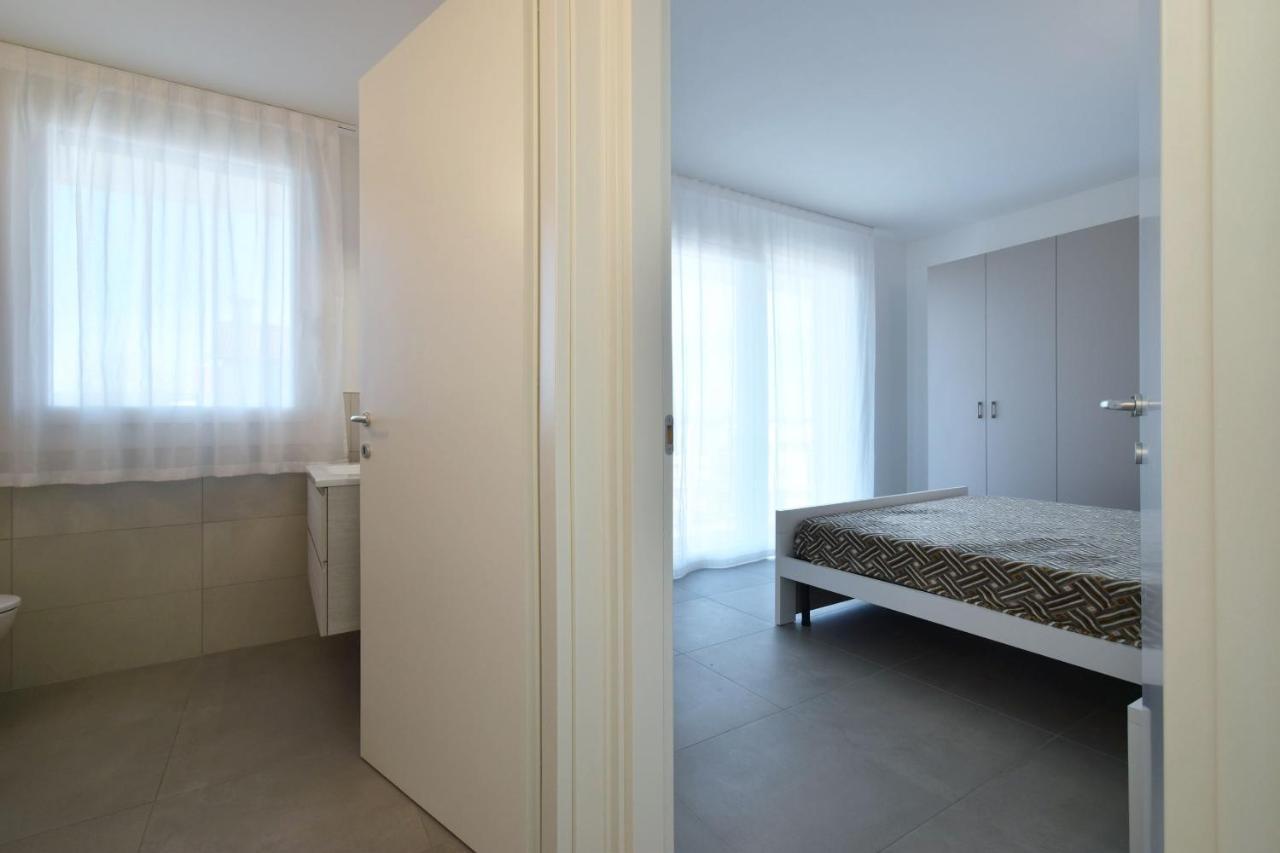 Residence Al Molo - Agenzia Cocal Каорле Экстерьер фото